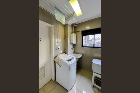 Apartamento à venda com 87m², 3 quartos e 2 vagas Apartamento à venda com 87m², 3 quartos e 2 vagasCozinha e Área de Serviço