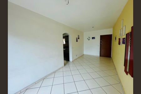 Sala de apartamento para alugar com 2 quartos, 75m² em Vila Zanardi, Guarulhos