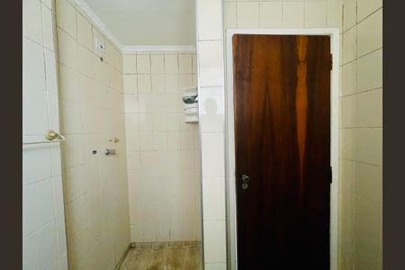 Apartamento para alugar com 75m², 2 quartos e 1 vaga Apartamento para alugar com 75m², 2 quartos e 1 vagaBanheiro