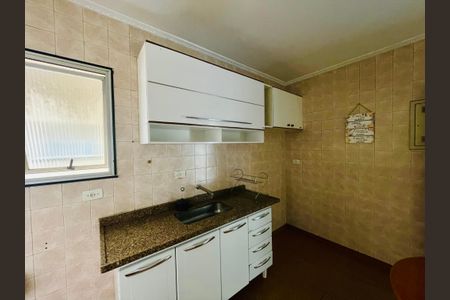 Apartamento para alugar com 75m², 2 quartos e 1 vaga Apartamento para alugar com 75m², 2 quartos e 1 vagaCozinha
