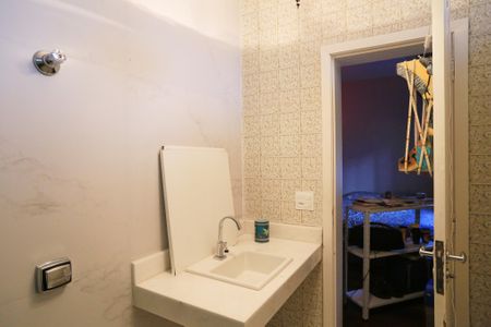 Apartamento à venda com 490m², 4 quartos e 2 vagasBanheiro da Suíte 2