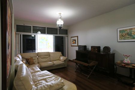 Apartamento à venda com 490m², 4 quartos e 2 vagasSala de TV