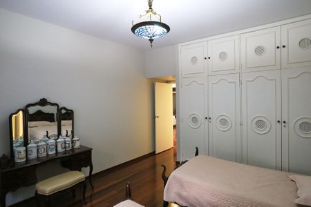 Apartamento à venda com 490m², 4 quartos e 2 vagasQuarto 2