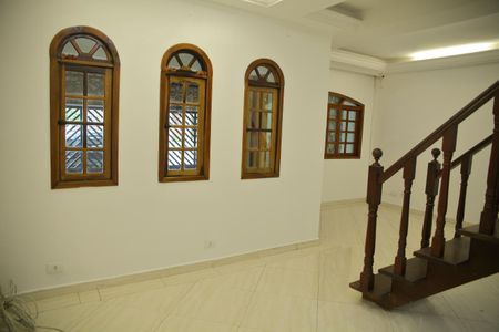 Casa à venda com 201m², 3 quartos e 3 vagasSala