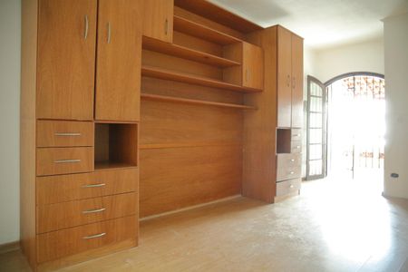 Casa à venda com 201m², 3 quartos e 3 vagasSuíte 2 