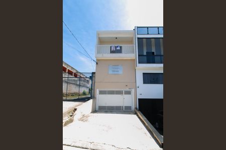 Casa para alugar com 150m², 2 quartos e sem vagaFachada