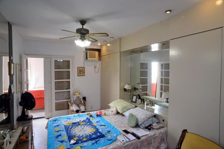 Apartamento à venda com 390m², 4 quartos e 2 vagasSuíte 1