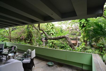 Apartamento à venda com 390m², 4 quartos e 2 vagasVaranda