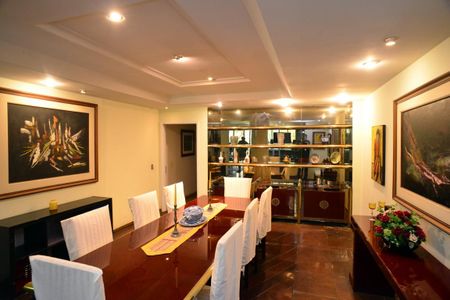 Apartamento à venda com 390m², 4 quartos e 2 vagasSala de Jantar