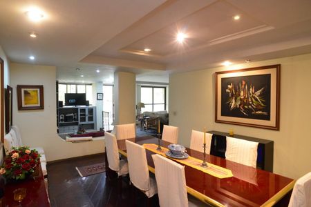 Apartamento à venda com 390m², 4 quartos e 2 vagasSala de Jantar