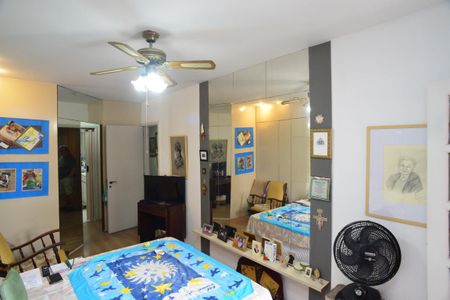 Apartamento à venda com 390m², 4 quartos e 2 vagasSuíte 1