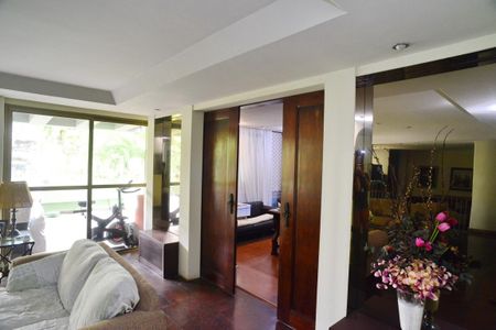 Apartamento à venda com 390m², 4 quartos e 2 vagasSala