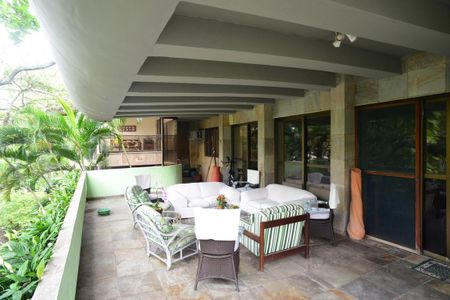 Apartamento à venda com 390m², 4 quartos e 2 vagasVaranda