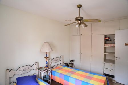 Apartamento à venda com 390m², 4 quartos e 2 vagasQuarto 1