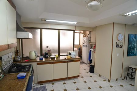 Apartamento à venda com 390m², 4 quartos e 2 vagasCozinha