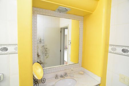 Apartamento à venda com 390m², 4 quartos e 2 vagasBanheiro Social