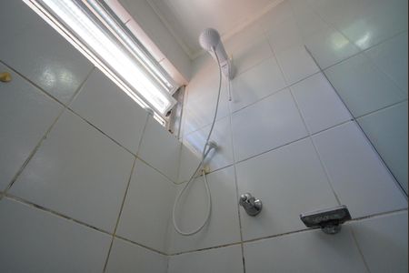 Banheiro Corredor de apartamento à venda com 1 quarto, 41m² em Bom Jesus, Porto Alegre