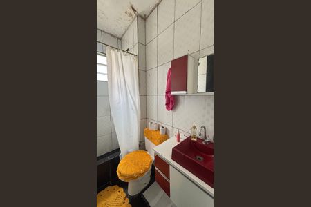 Apartamento à venda com 49m², 2 quartos e 1 vaga Apartamento à venda com 49m², 2 quartos e 1 vagaBanheiro