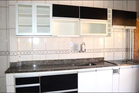 Casa para alugar com 249m², 3 quartos e 1 vagaCozinha - Armários