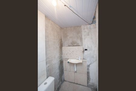 Banheiro Social de kitnet/studio para alugar com 1 quarto, 28m² em Oitis, Contagem