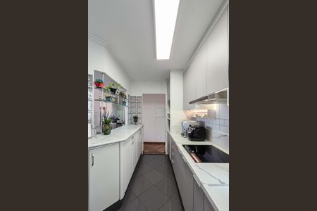 Apartamento à venda com 87m², 3 quartos e 2 vagasCozinha - Armários