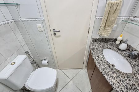 Apartamento à venda com 87m², 3 quartos e 2 vagasBanheiro Social