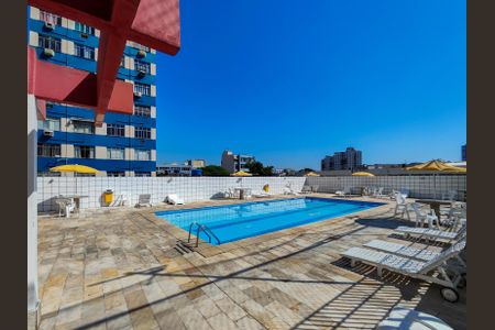 Apartamento à venda com 63m², 2 quartos e 1 vaga Apartamento à venda com 63m², 2 quartos e 1 vagaÁrea comum - Piscina