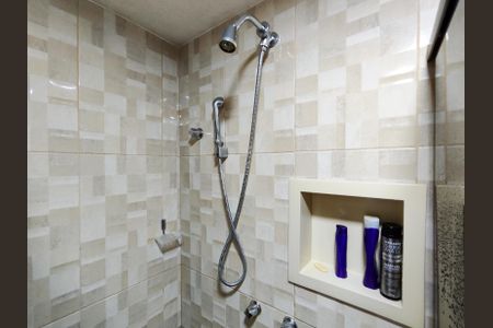 Apartamento à venda com 63m², 2 quartos e 1 vaga Apartamento à venda com 63m², 2 quartos e 1 vagaBanheiro Corredor