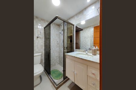 Apartamento à venda com 63m², 2 quartos e 1 vaga Apartamento à venda com 63m², 2 quartos e 1 vagaBanheiro Corredor