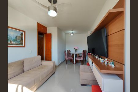 Apartamento à venda com 63m², 2 quartos e 1 vaga Apartamento à venda com 63m², 2 quartos e 1 vagaSala