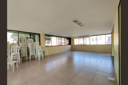 Apartamento à venda com 63m², 2 quartos e 1 vaga Apartamento à venda com 63m², 2 quartos e 1 vagaÁrea comum - Salão de festas