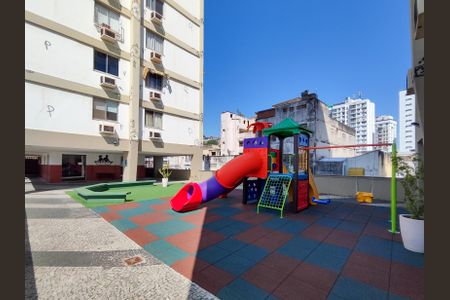 Apartamento à venda com 63m², 2 quartos e 1 vaga Apartamento à venda com 63m², 2 quartos e 1 vagaÁrea comum - Playground