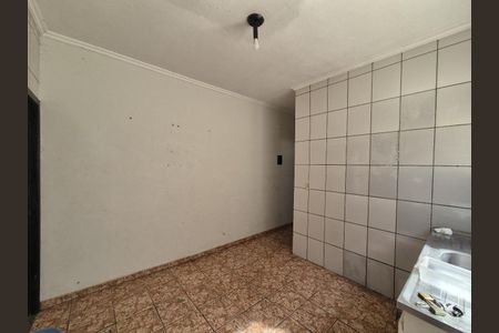 Cozinha de casa para alugar com 1 quarto, 50m² em Sumarezinho, Ribeirão Preto