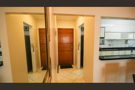 Sala de apartamento para alugar com 3 quartos, 110m² em Cidade Ocian, Praia Grande