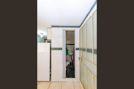 Apartamento à venda com 75m², 2 quartos e 1 vaga Apartamento à venda com 75m², 2 quartos e 1 vagaBanheiro de serviço