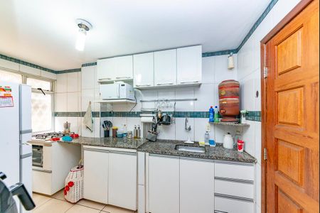Apartamento à venda com 75m², 2 quartos e 1 vaga Apartamento à venda com 75m², 2 quartos e 1 vagaCozinha