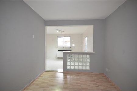 Sala de casa de condomínio para alugar com 3 quartos, 100m² em Bento Ribeiro, Rio de Janeiro