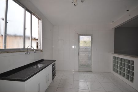 Casa de condomínio para alugar com 100m², 3 quartos e 1 vagaCozinha