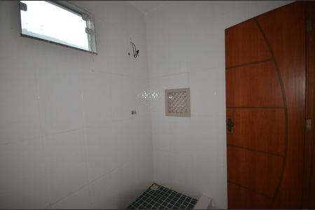 Casa de condomínio para alugar com 100m², 3 quartos e 1 vagaBanheiro Social