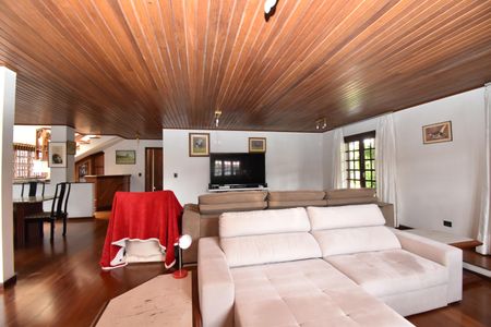 Casa para alugar com 500m², 6 quartos e 9 vagasSala de Estar