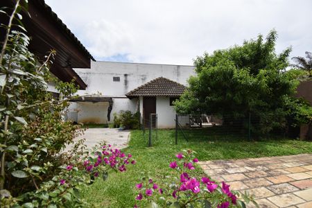 Casa para alugar com 500m², 6 quartos e 9 vagasÁrea externa