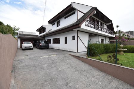 Casa para alugar com 500m², 6 quartos e 9 vagasÁrea externa/Garagem