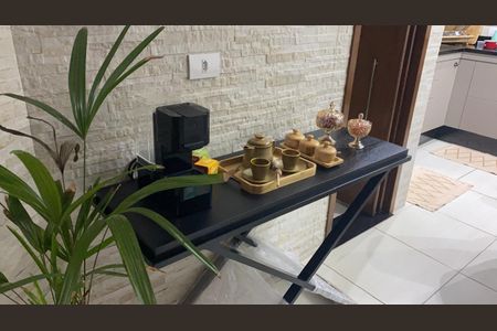 Sala de casa de condomínio para alugar com 2 quartos, 118m² em Bairro dos Casa, São Bernardo do Campo