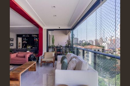 Apartamento à venda com 141m², 2 quartos e 3 vagasFoto 02