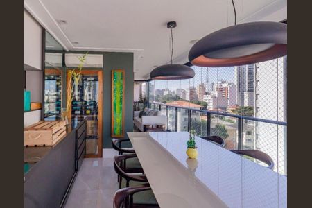 Apartamento à venda com 141m², 2 quartos e 3 vagasFoto 03