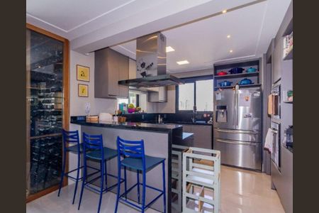 Apartamento à venda com 141m², 2 quartos e 3 vagasFoto 08