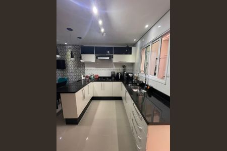 Casa à venda com 130m², 3 quartos e 2 vagas