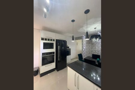 Casa à venda com 130m², 3 quartos e 2 vagas