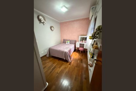 Casa à venda com 3 quartos, 190m² em Parque das Nações, Santo André