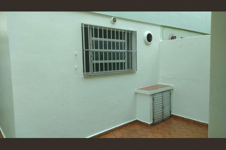 Casa à venda com 3 quartos, 131m² em Jardim Monte Libano, Santo André